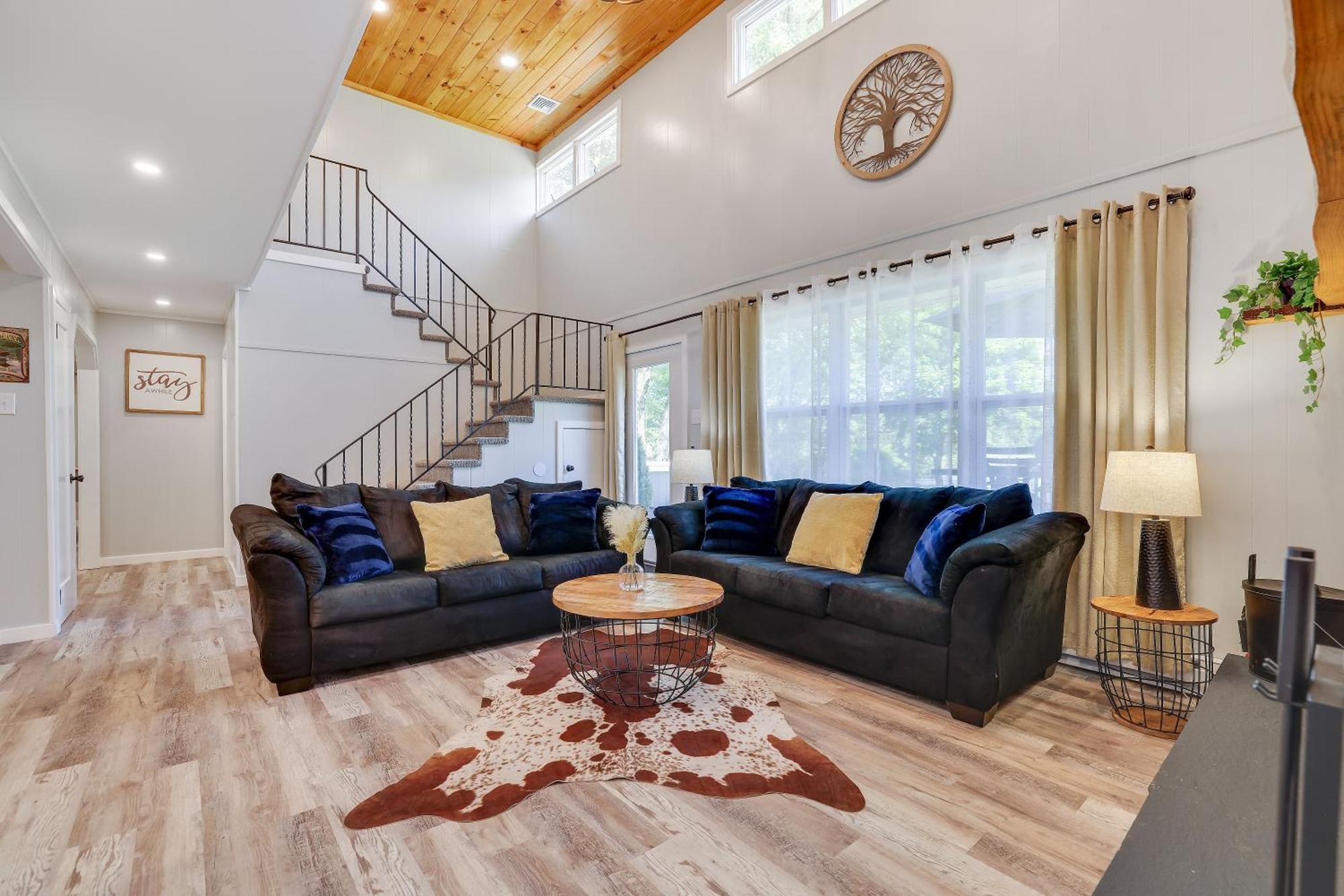 Poconos Brand New Lakefront Oasis 1 Acre, Hottub Gameroom Firepits Talk About Privacy Albrightsville Luaran gambar
